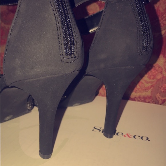 ✨Style&Co size 7 High heels✨ - Picture 2 of 5